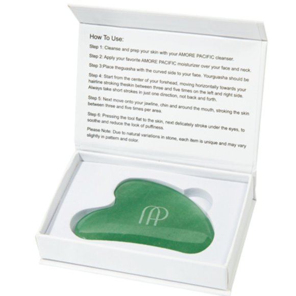 AMORE PACIFIC Jade Gua Sha and Velvet Drawstring Pouch NEW in Box Amorepacific - Picture 5 of 7